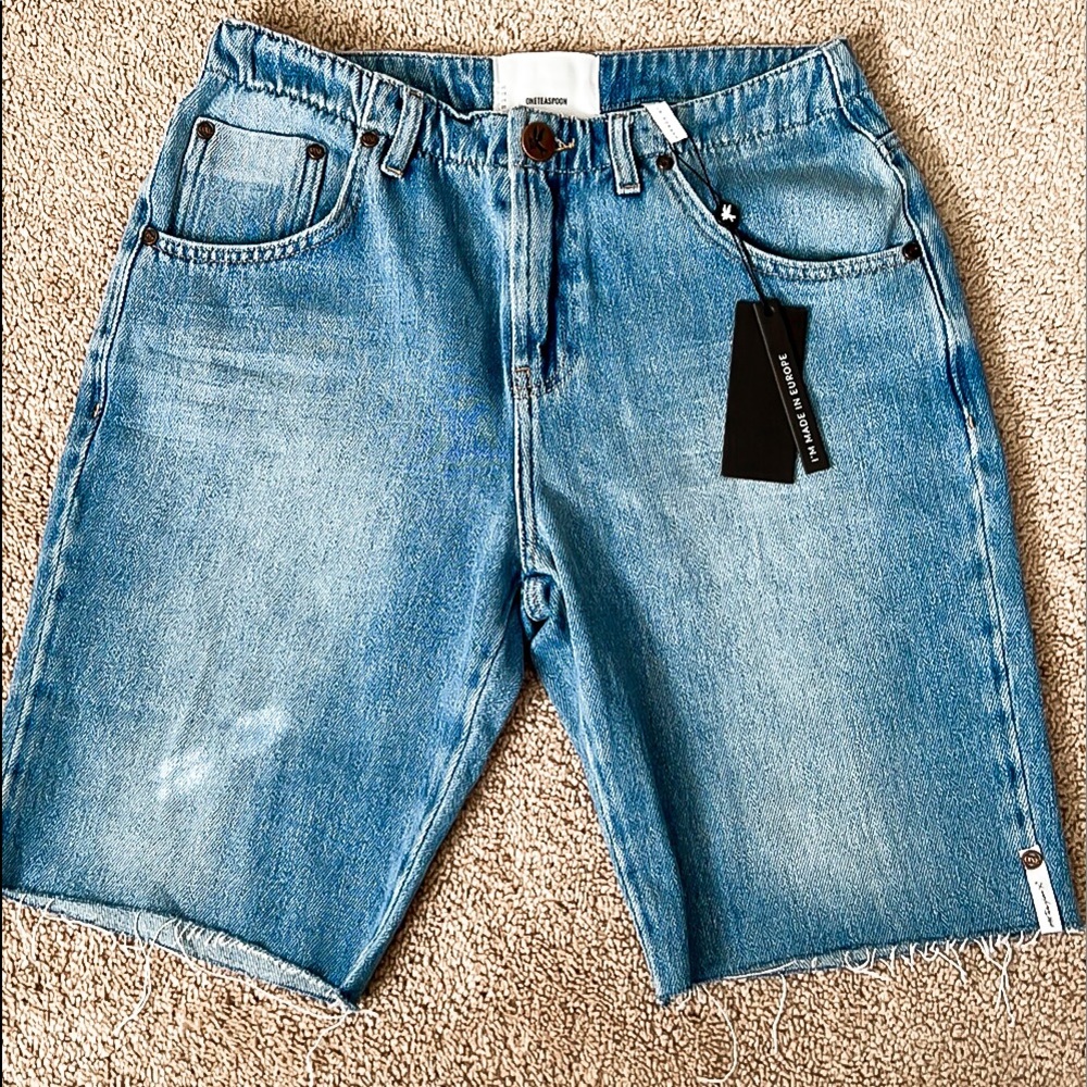 One Teaspoon Trucker Cutoff Denim Bermuda Shorts in Ash Blue Women’s Sz 29 23756